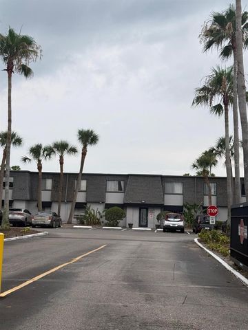 1928 CONWAY ROAD 18, Orlando, FL 32812