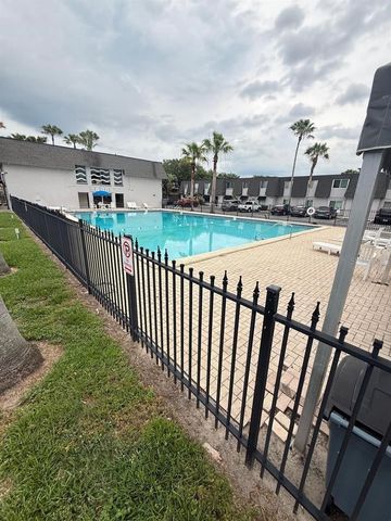 1928 CONWAY ROAD 18, Orlando, FL 32812