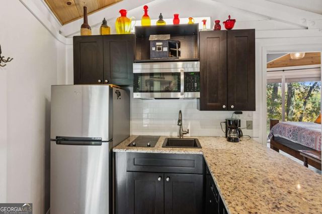 101 Treetopper Circle, Jasper, GA 30143