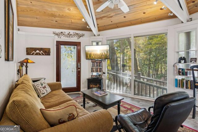 101 Treetopper Circle, Jasper, GA 30143