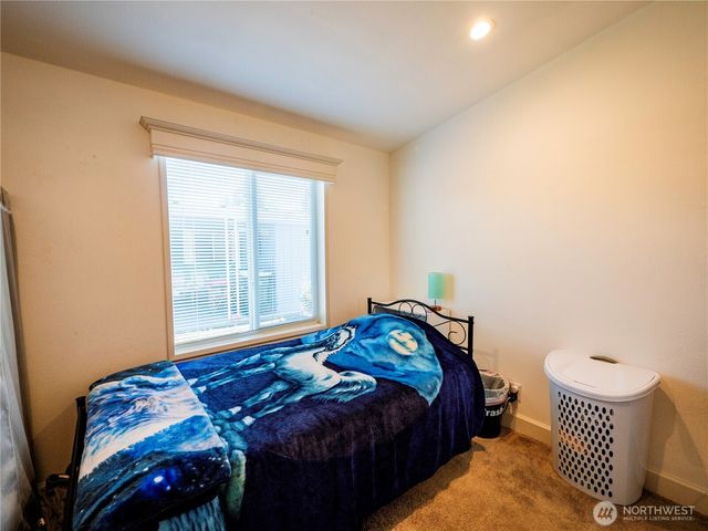 1704 Alonda Lane NE, Olympia, WA 98516