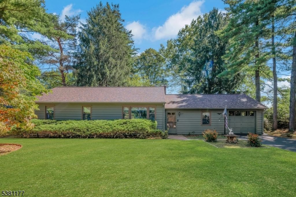 1105 Knoll Rd, Parsippany-troy Hills Twp., NJ 07005