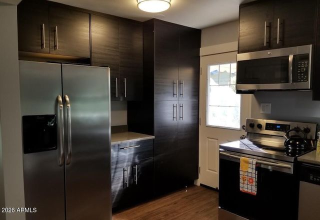 830 N 6TH Avenue, Phoenix, AZ 85003