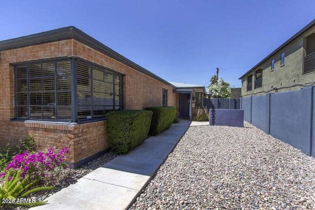 830 N 6TH Avenue, Phoenix, AZ 85003