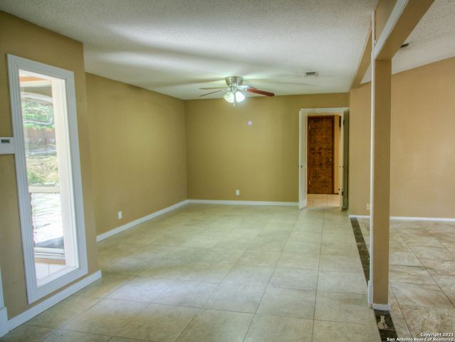 14119 Moss Farm, San Antonio, TX 78231