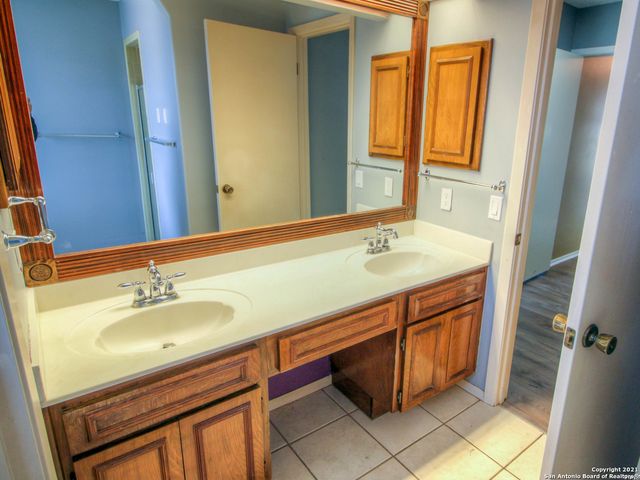 14119 Moss Farm, San Antonio, TX 78231