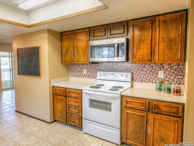 14119 Moss Farm, San Antonio, TX 78231