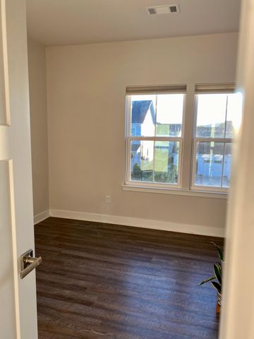 2049 Oglethorpe Dr, Franklin, TN 37064