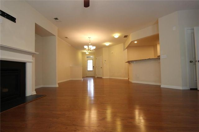 2132 Greencrest Circle, Alpharetta, GA 30004