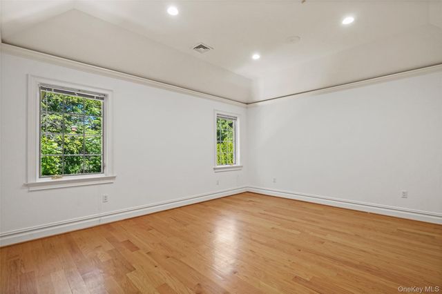 193 Saxon Woods Road, Scarsdale, NY 10583
