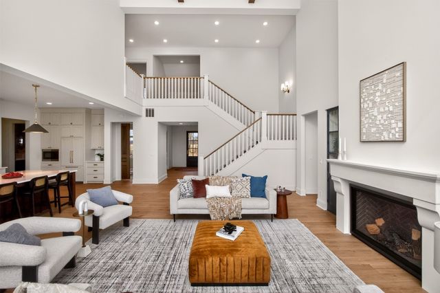 550 Harvest Road, Pella, IA 50219