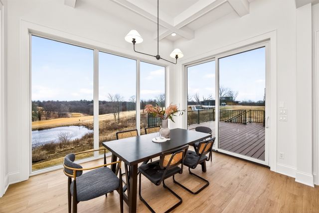 550 Harvest Road, Pella, IA 50219