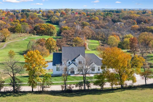 550 Harvest Road, Pella, IA 50219