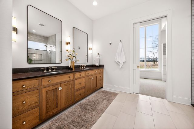 550 Harvest Road, Pella, IA 50219