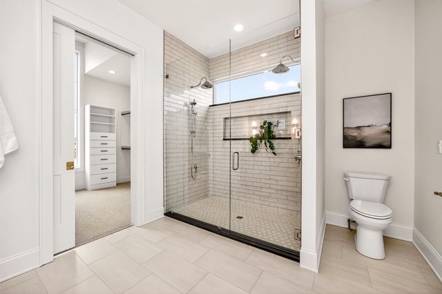 550 Harvest Road, Pella, IA 50219