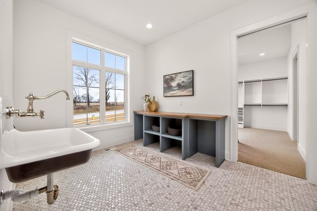 550 Harvest Road, Pella, IA 50219