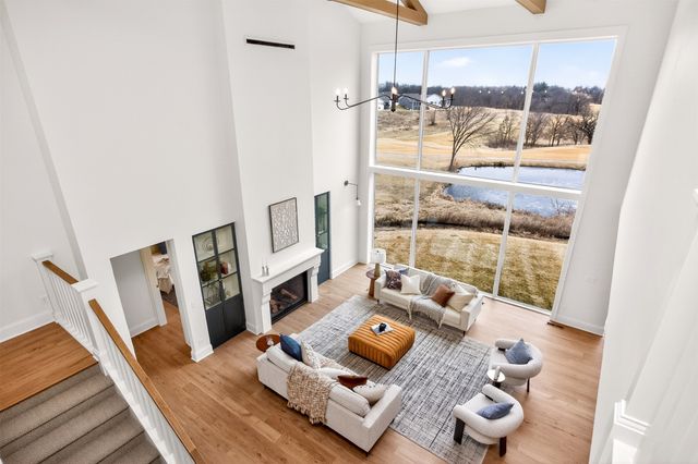 550 Harvest Road, Pella, IA 50219