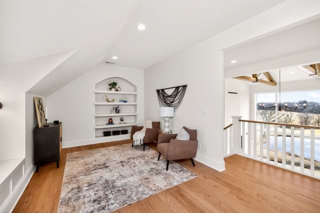 550 Harvest Road, Pella, IA 50219