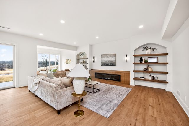 550 Harvest Road, Pella, IA 50219