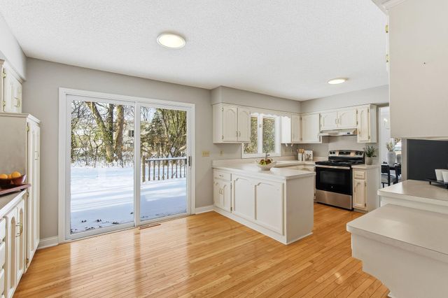 786 Torchwood Court, New Brighton, MN 55112