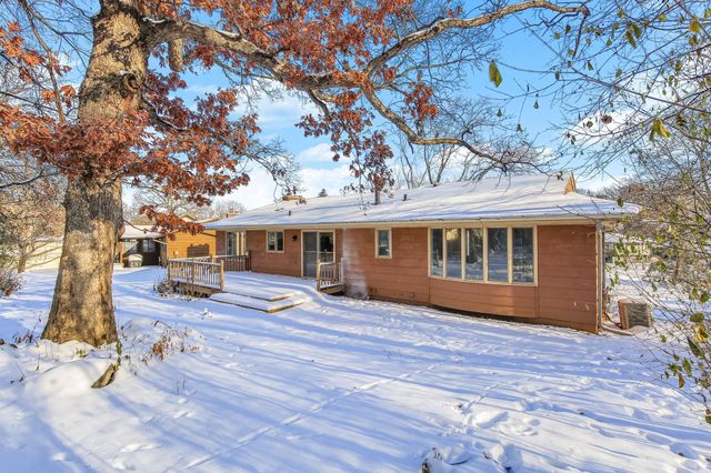 786 Torchwood Court, New Brighton, MN 55112