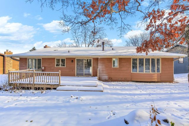 786 Torchwood Court, New Brighton, MN 55112