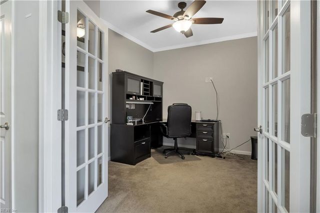 525 Loggerhead DR, Newport News, VA 23601