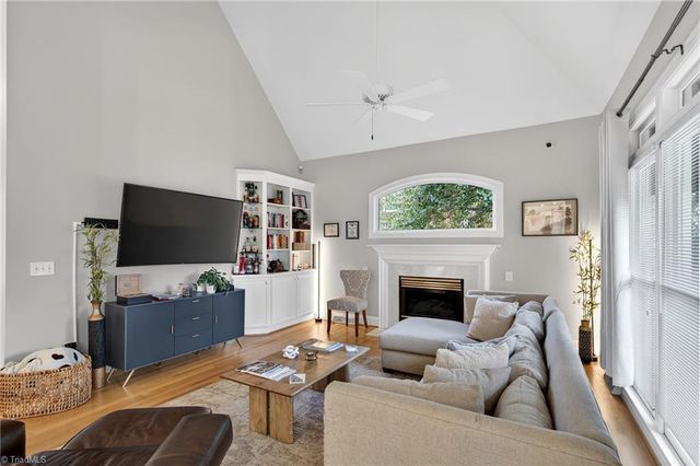 3205 Timberoak Court, Greensboro, NC 27410