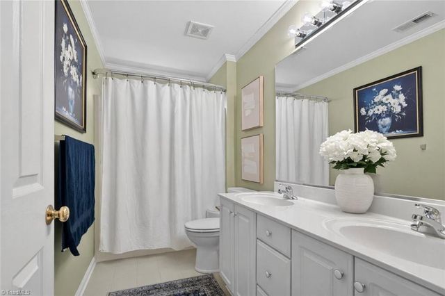 3205 Timberoak Court, Greensboro, NC 27410