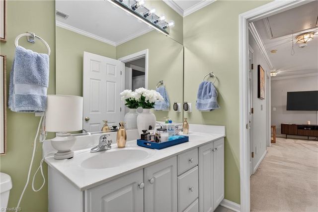 3205 Timberoak Court, Greensboro, NC 27410