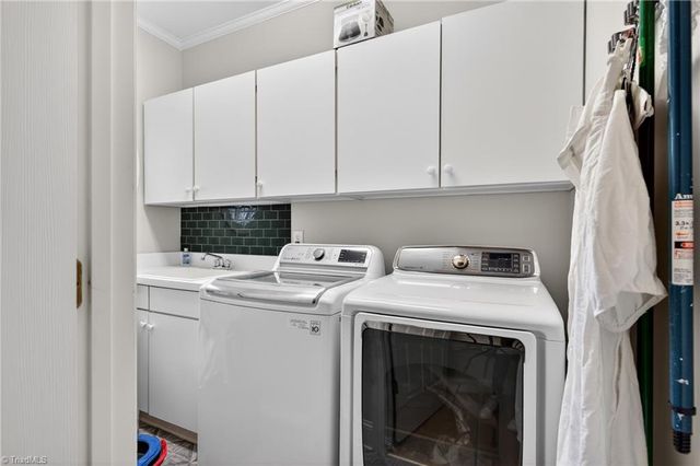 3205 Timberoak Court, Greensboro, NC 27410