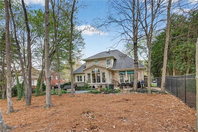 3205 Timberoak Court, Greensboro, NC 27410