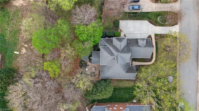 3205 Timberoak Court, Greensboro, NC 27410