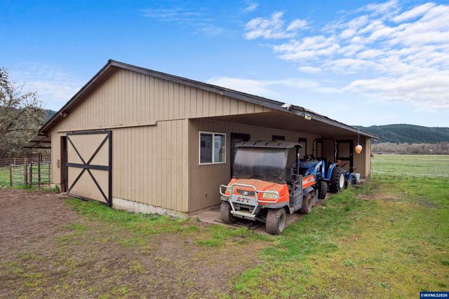26630 SW Thomson Mill Rd, Sheridan, OR 97378