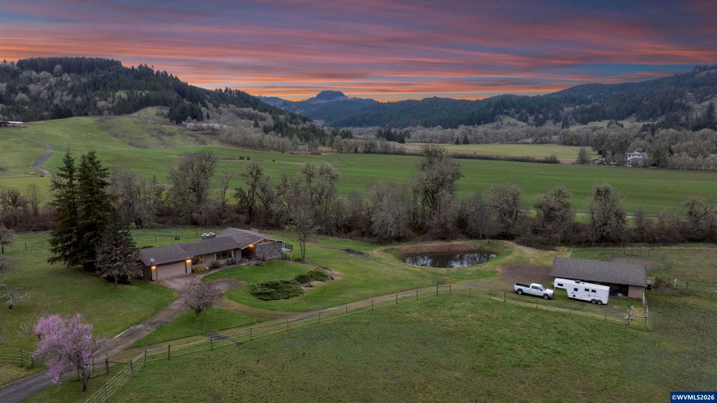 26630 SW Thomson Mill Rd, Sheridan, OR 97378