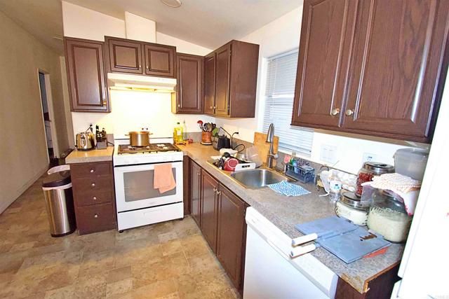 2950 Iris Avenue 33, San Diego, CA 92154