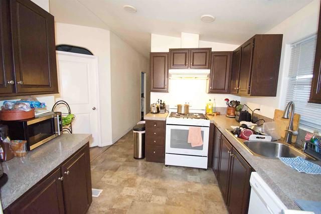 2950 Iris Avenue 33, San Diego, CA 92154