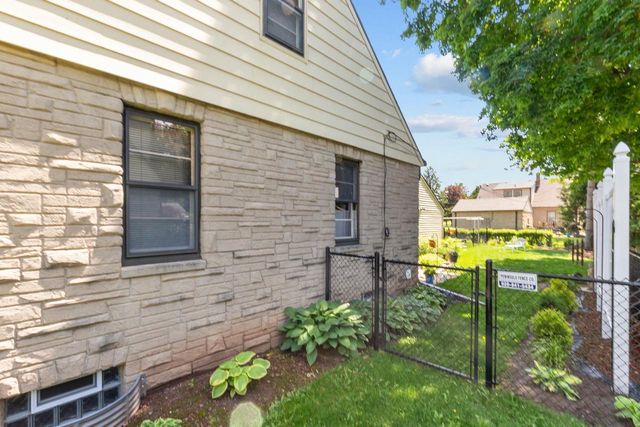 731 E FREMONT STREET, Appleton, WI 54915