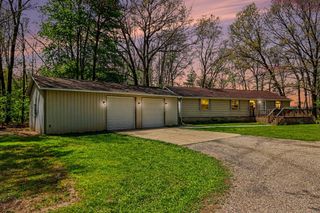 52800 Boone Road, Three Rivers, MI 49093