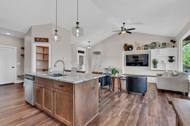 3318 S Capri Ct, Wichita, KS 67210