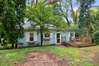 23808 N Sunset Drive, Lake Zurich, IL 60047