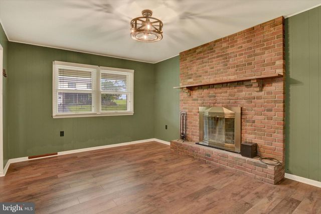 208 FAIRWAY DRIVE, Mechanicsburg, PA 17055