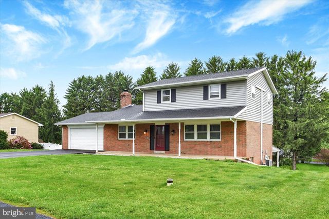 208 FAIRWAY DRIVE, Mechanicsburg, PA 17055