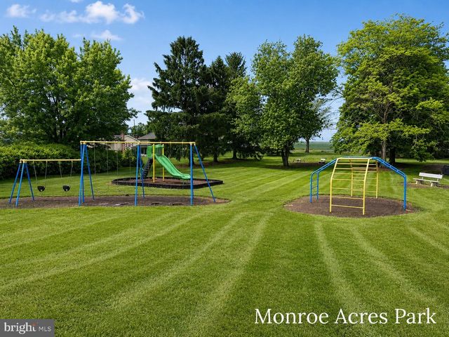 208 FAIRWAY DRIVE, Mechanicsburg, PA 17055