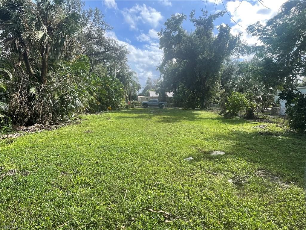 348 Capitol ST, NORTH FORT MYERS, FL 33903 — photo 4