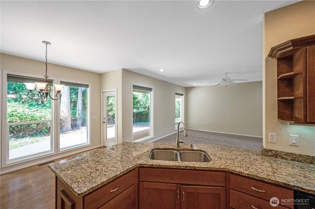 5426 Ocean Mist Loop, Blaine, WA 98230