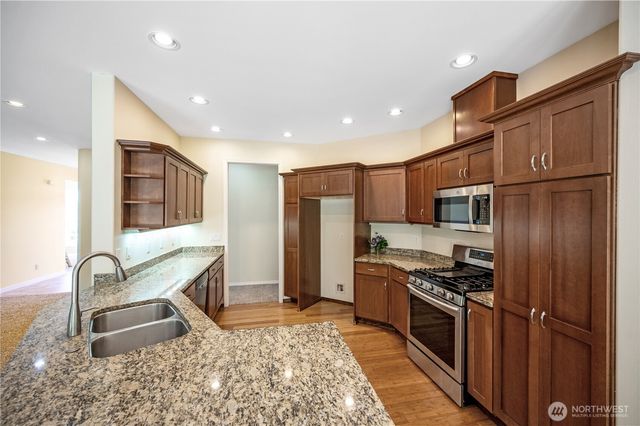 5426 Ocean Mist Loop, Blaine, WA 98230