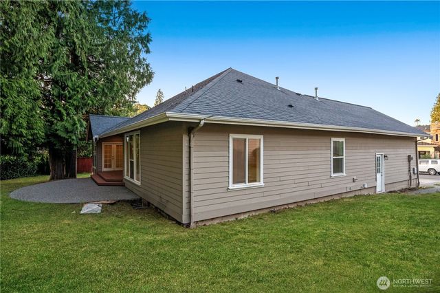 5426 Ocean Mist Loop, Blaine, WA 98230