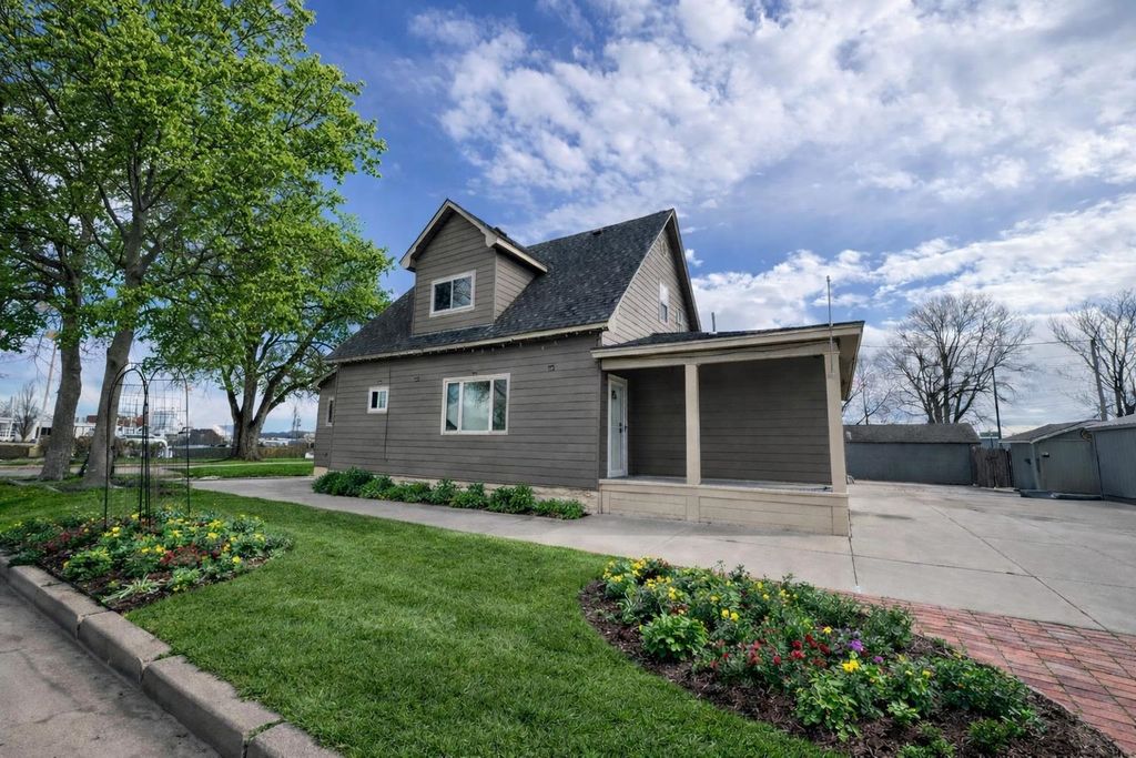 151 N Dodge, Wichita, KS 67203