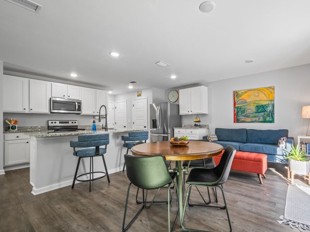 1233 TAPLEY Trail, Tallahassee, FL 32311